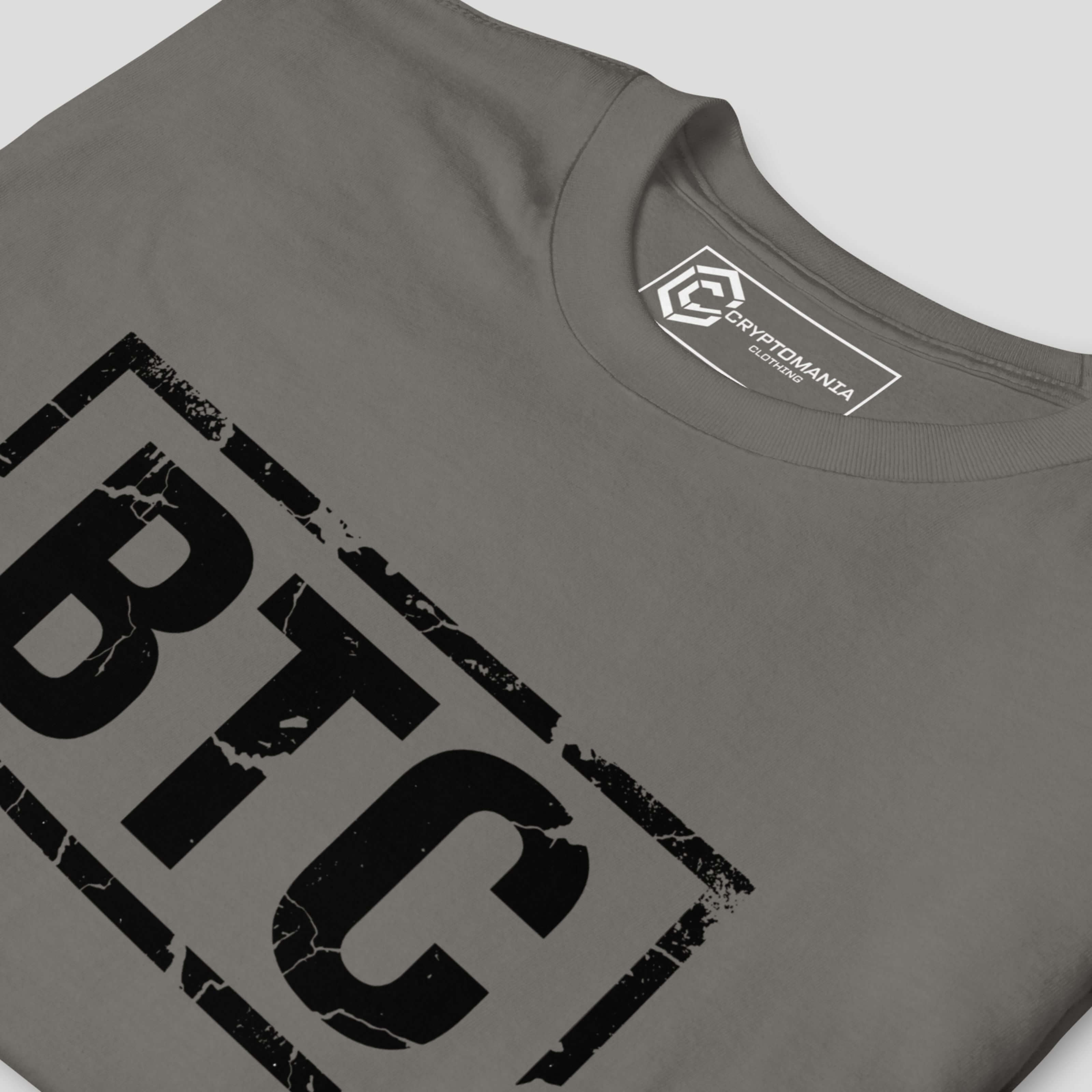 Minimal Bitcoin BTC logo t-shirt for crypto investors, clean modern streetwear style