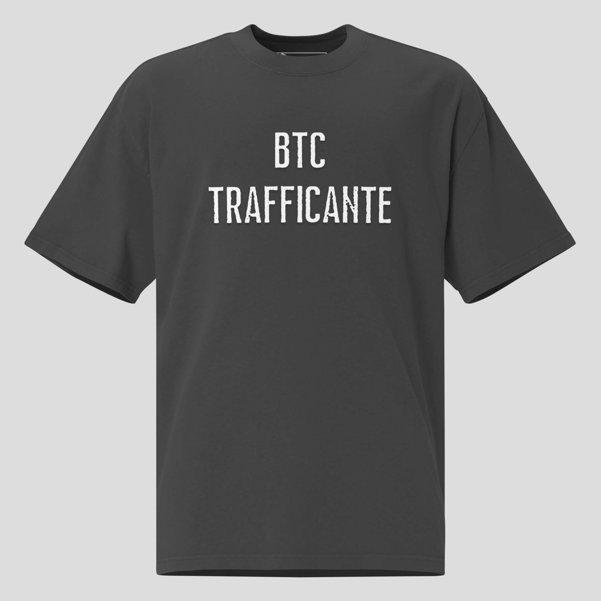 Oversized crypto t-shirt with BTC Trafficante text on the front